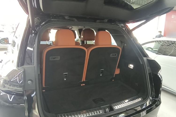 Used Li Auto L8 2023 Pro Model Trunk