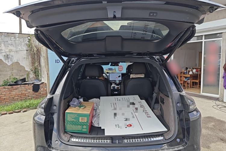 Used Li Auto L8 2023 Pro Model Trunk