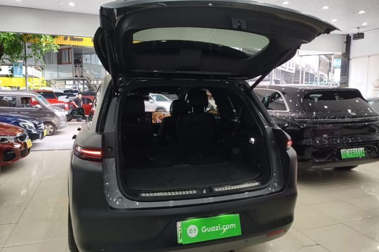 Used Li Auto L8 2023 Pro Model Trunk