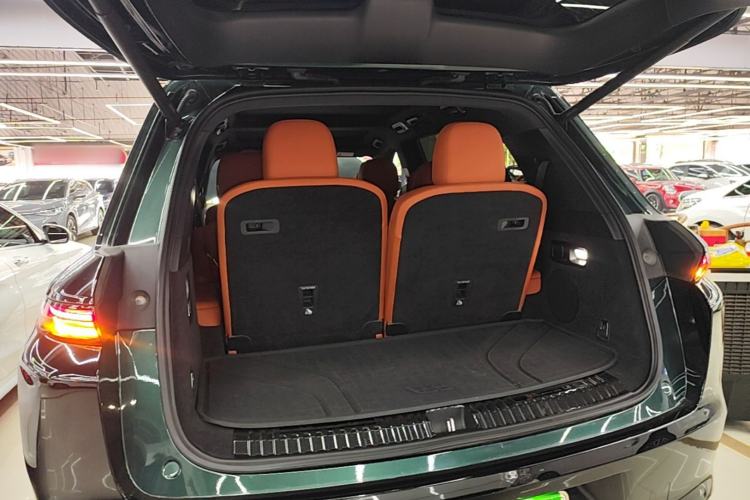 Used Li Auto L8 2023 Pro Model Trunk