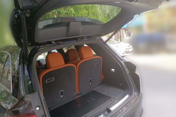 Used Li Auto L8 2023 Pro Model Trunk