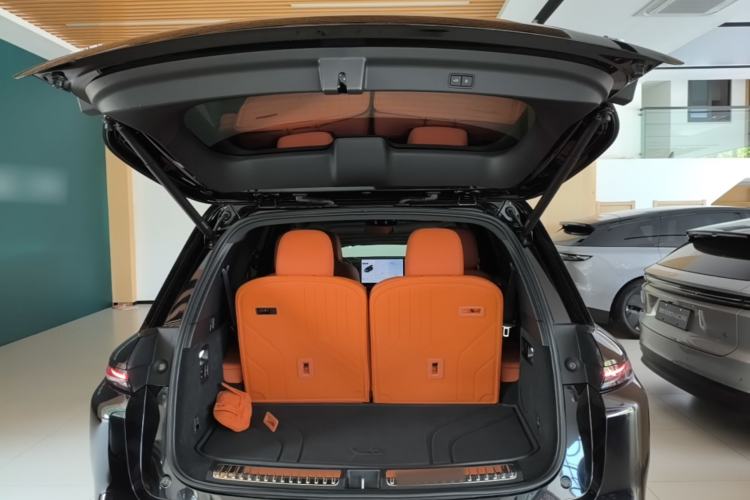 Used Li Auto L8 2023 Pro Model Trunk