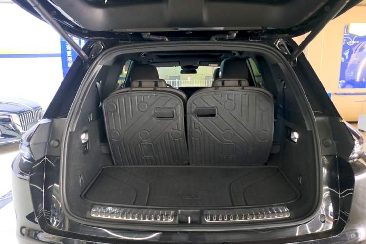 Used Li Auto L8 2023 Air model Trunk