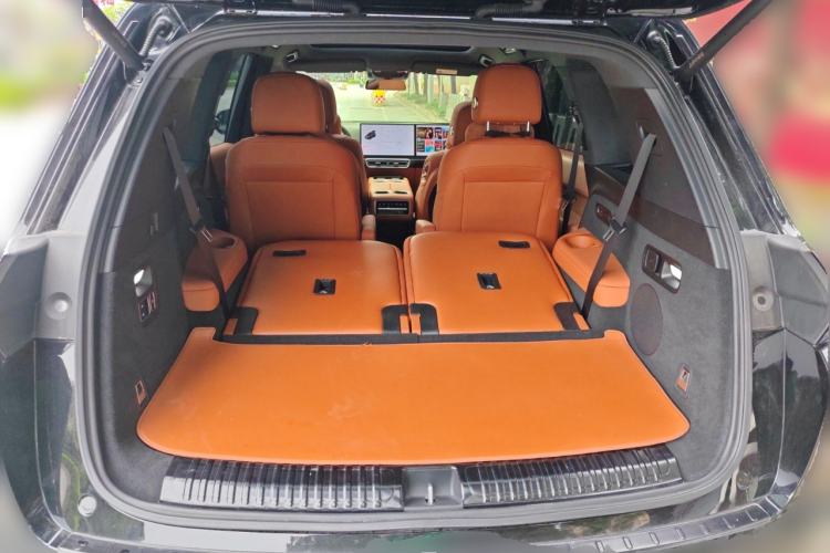 Used Li Auto L8 2023 Pro Model Trunk