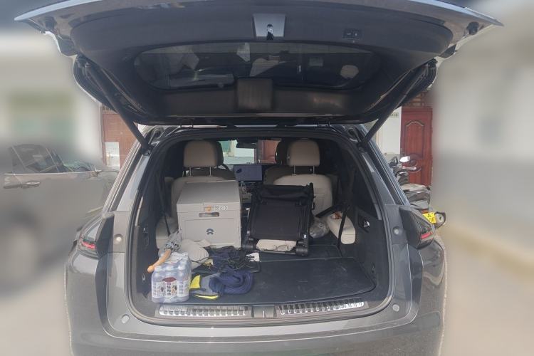 Used Li Auto L8 2023 Pro Model Trunk