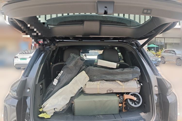 Used Li Auto L8 2023 Pro Model Trunk