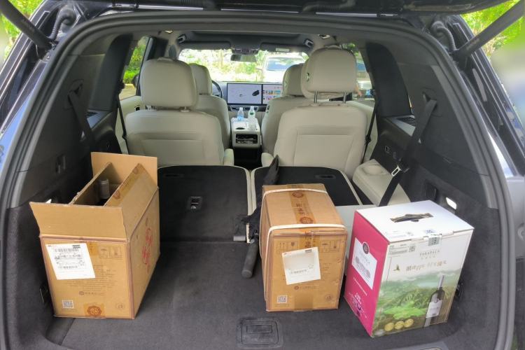 Used Li Auto L8 2023 Pro Model Trunk