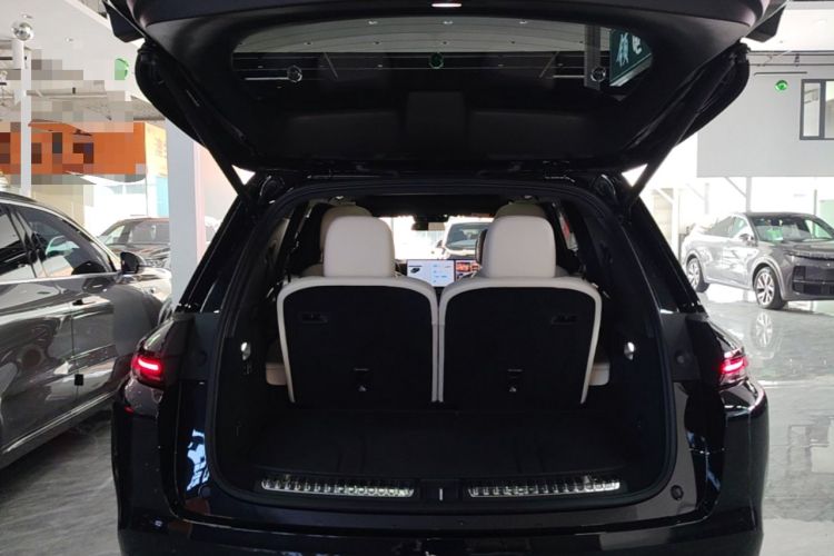 Used Li Auto L8 2023 Max model Trunk