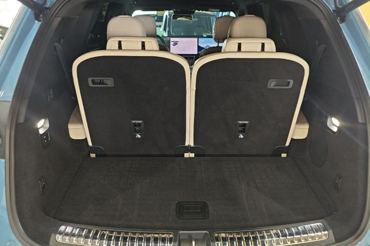 Used Li Auto L8 2023 Air model Trunk