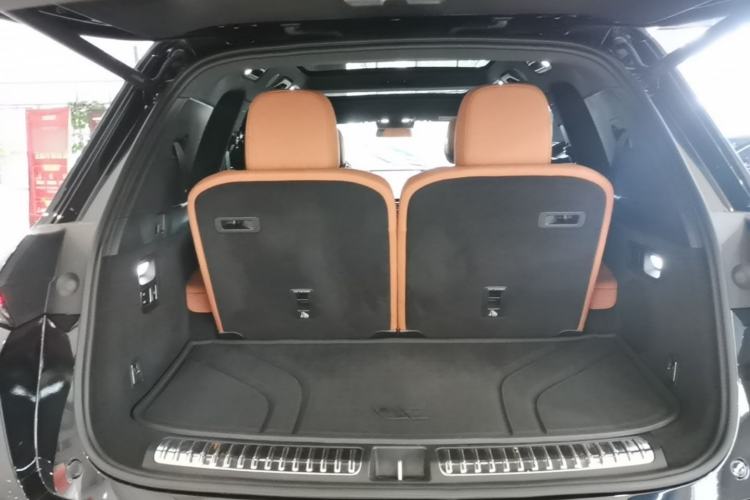 Used Li Auto L8 2023 Pro Model Trunk