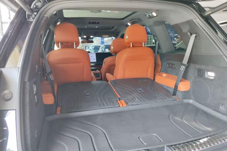 Used Li Auto L8 2023 Pro Model Trunk
