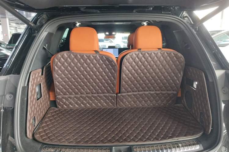 Used Li Auto L8 2023 Max model Trunk