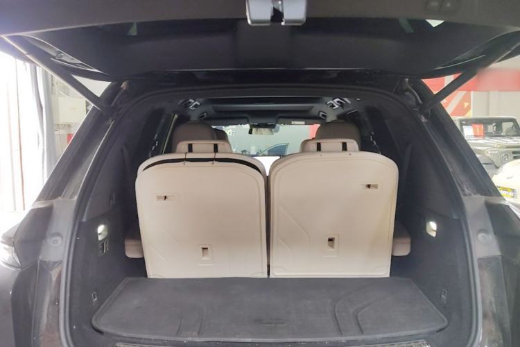 Used Li Auto L8 2023 Pro Model Trunk