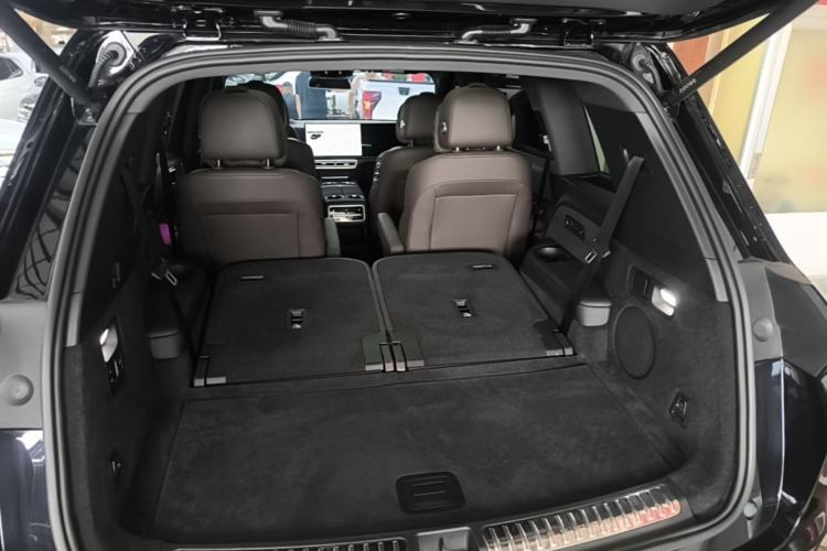 Used Li Auto L8 2023 Pro Model Trunk