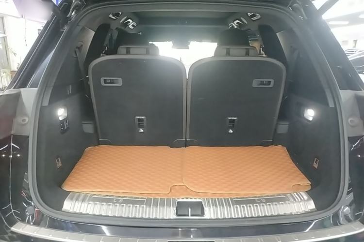 Used Li Auto L8 2023 Pro Model Trunk