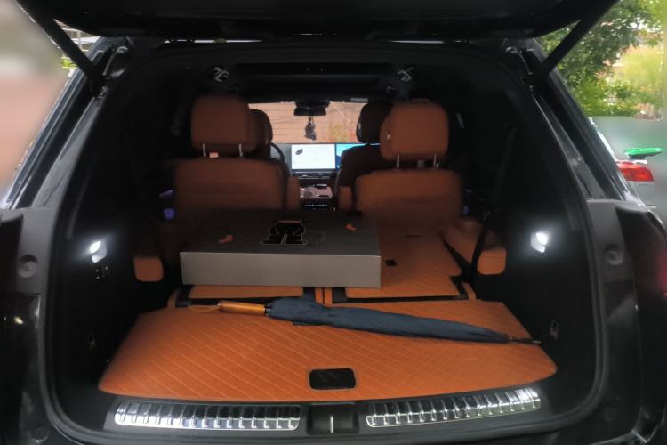Used Li Auto L8 2023 Pro Model Trunk