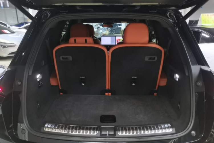 Used Li Auto L8 2023 Pro Model Trunk