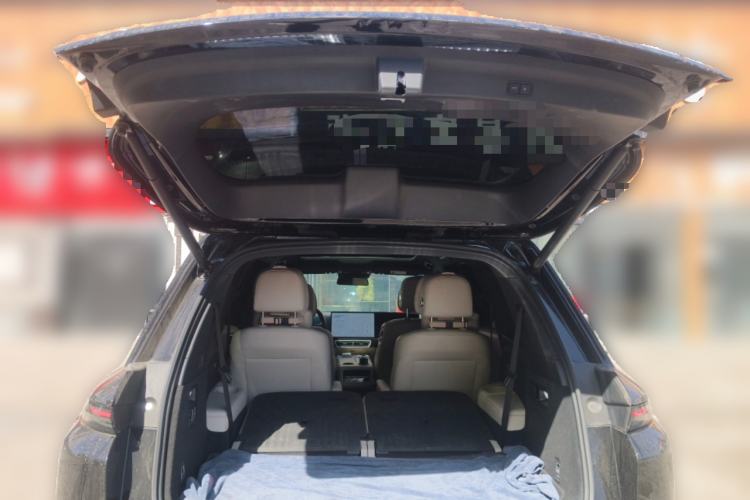 Used Li Auto L8 2023 Pro Model Trunk