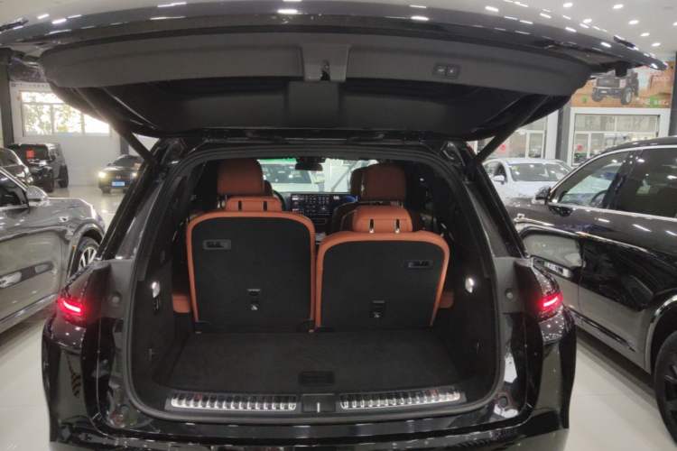 Used Li Auto L8 2023 Pro Model Trunk