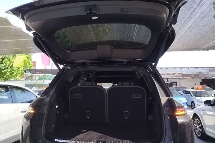 Used Li Auto L8 2023 Pro Model Trunk