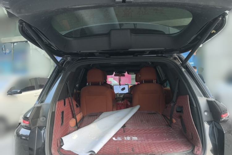 Used Li Auto L8 2023 Max model Trunk