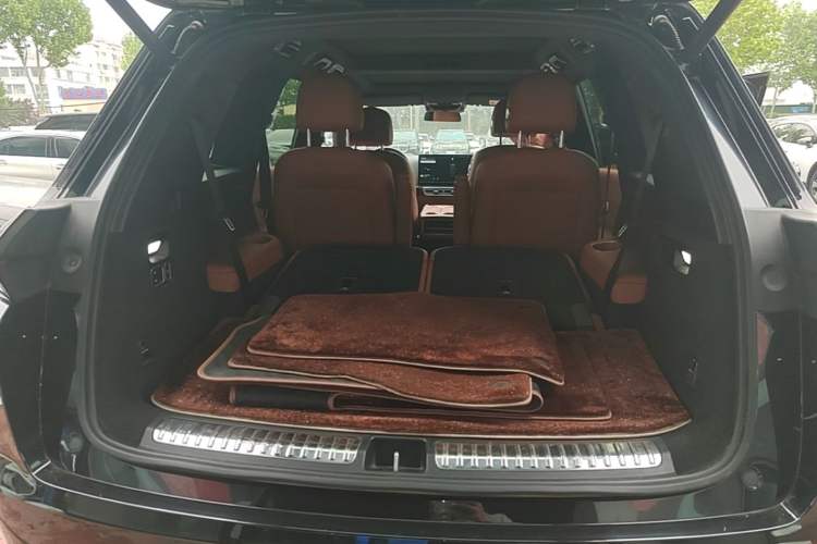 Used Li Auto L8 2023 Pro Model Trunk
