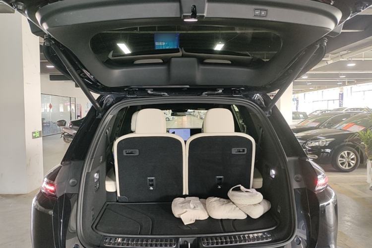 Used Li Auto L8 2023 Pro Model Trunk