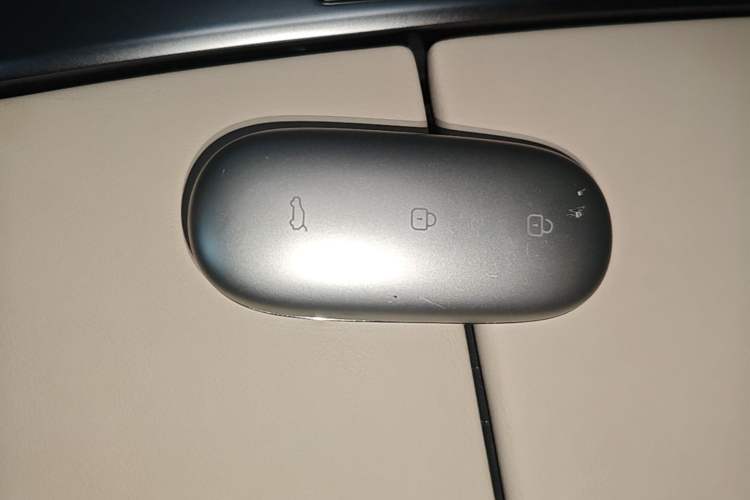 Used Li Auto L8 2023 Air model Vehicle Key