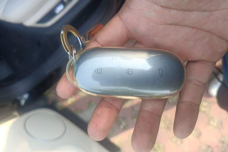 Used Li Auto L8 2023 Air model Vehicle Key
