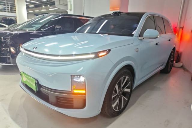 Used Li Auto L8 2023 Max model