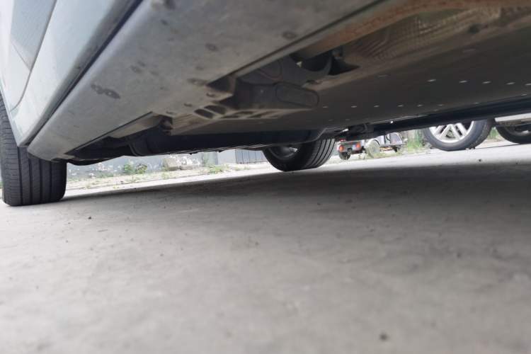 Used Li Auto L8 2023 Max model Chassis Front Right