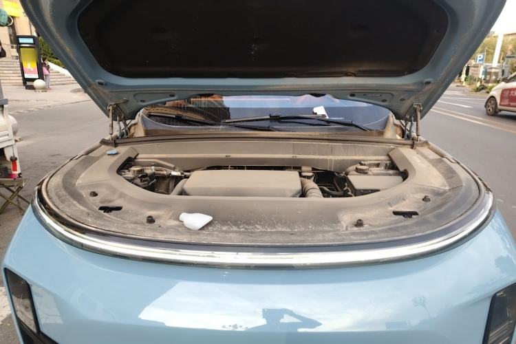 Used Li Auto L8 2023 Max model Engine Bay