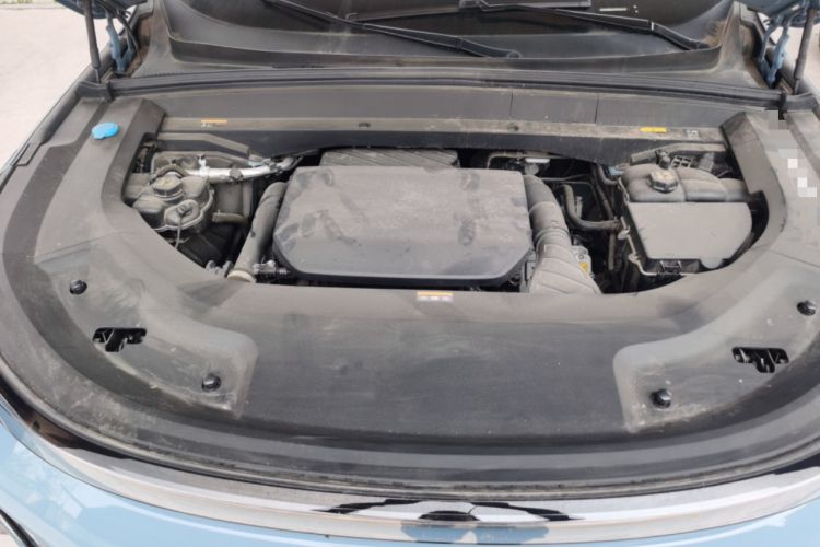 Used Li Auto L8 2023 Max model Engine Bay