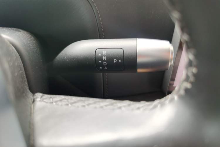 Used Li Auto L8 2023 Max model Gear Lever