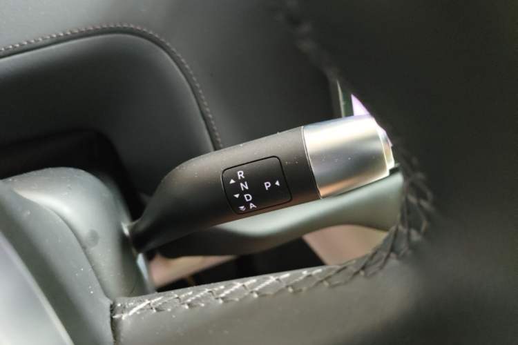 Used Li Auto L8 2023 Max model Gear Lever