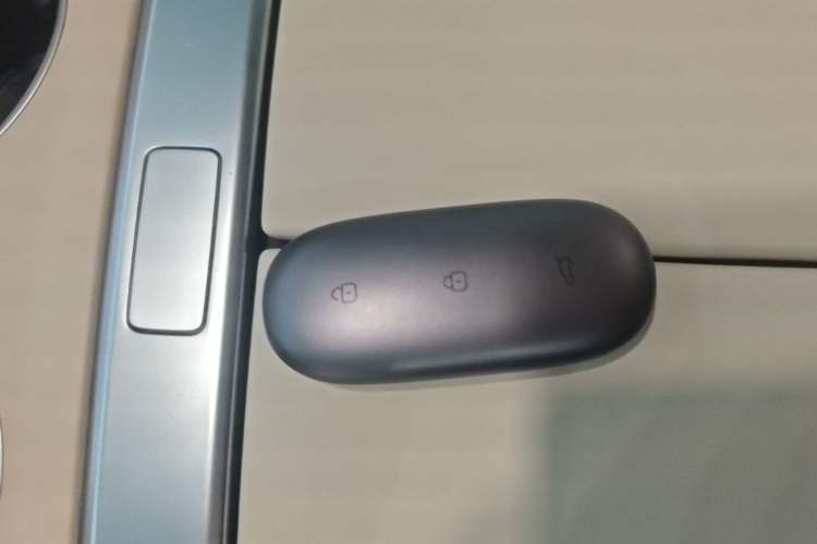 Used Li Auto L8 2023 Pro Model Interior 1