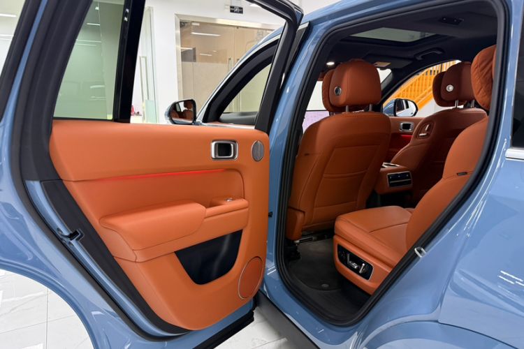 Used Li Auto L8 2023 Pro Model Interior 2