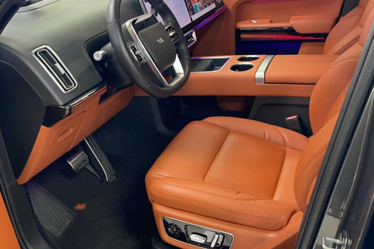 Used Li Auto L8 2023 Pro Model Interior 2
