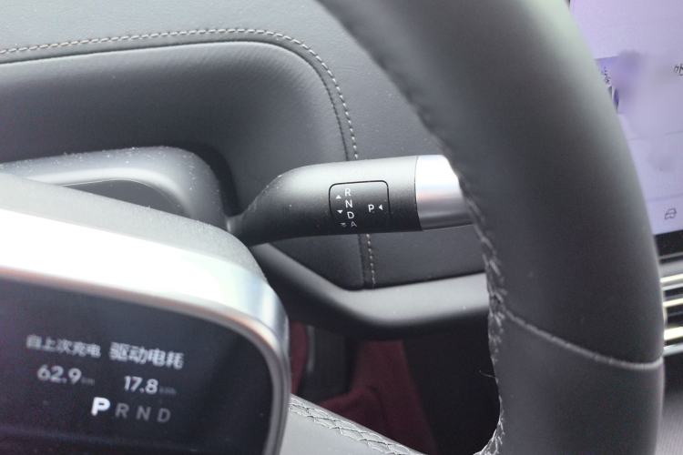 Used Li Auto L8 2023 Max model Interior 4