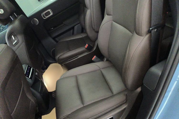 Used Li Auto L8 2023 Pro Model Interior 4