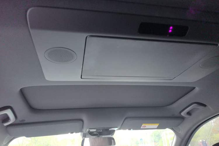 Used Li Auto L8 2023 Max model Interior 7