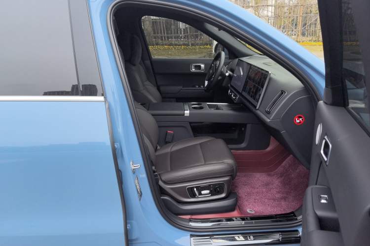 Used Li Auto L8 2023 Max model Interior 8