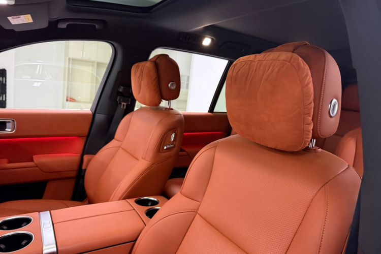 Used Li Auto L8 2023 Pro Model Interior 9
