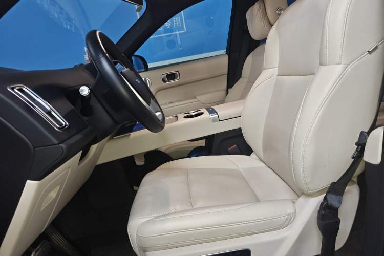 Used Li Auto L8 2023 Pro Model Left Front Seat