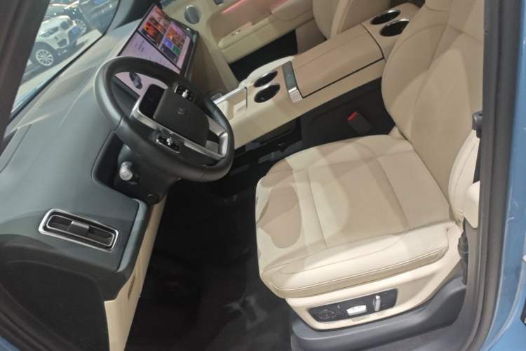 Used Li Auto L8 2023 Pro Model Left Front Seat