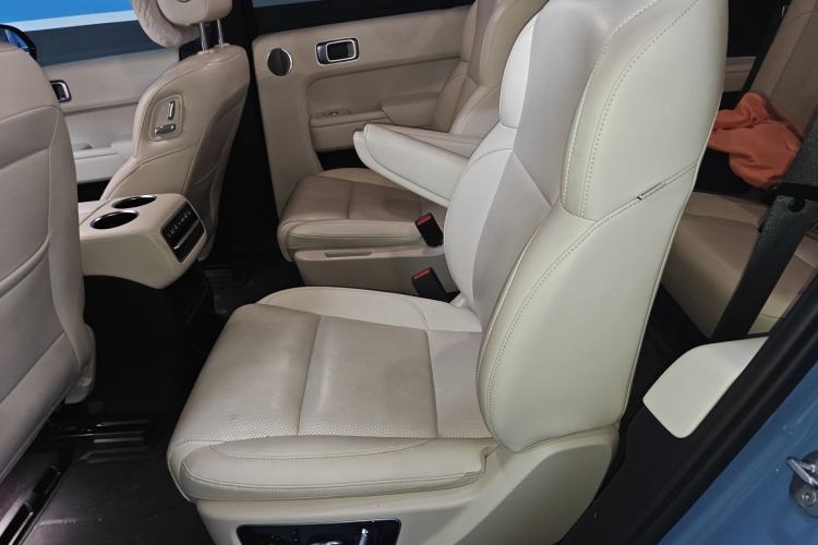 Used Li Auto L8 2023 Pro Model Left Rear Seat