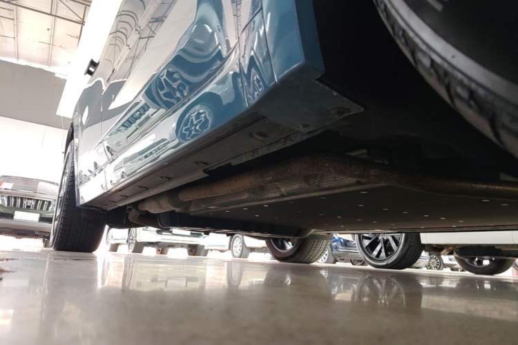 Used Li Auto L8 2023 Pro Model Right Side Sill