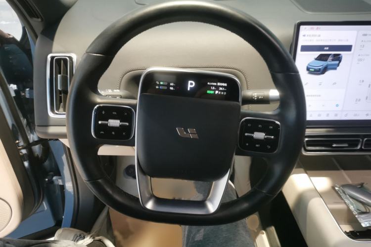 Used Li Auto L8 2023 Pro Model Steering Wheel