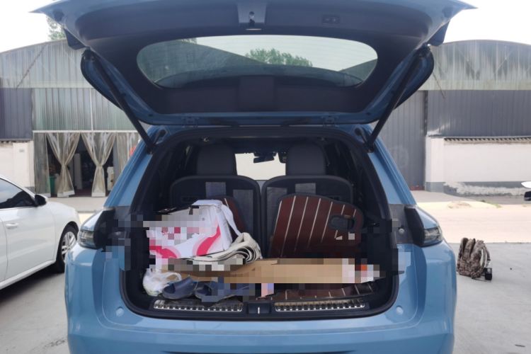 Used Li Auto L8 2023 Max model Trunk