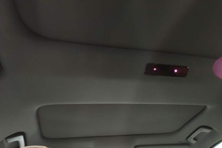 Used Li Auto L8 2023 Pro Model Headliner